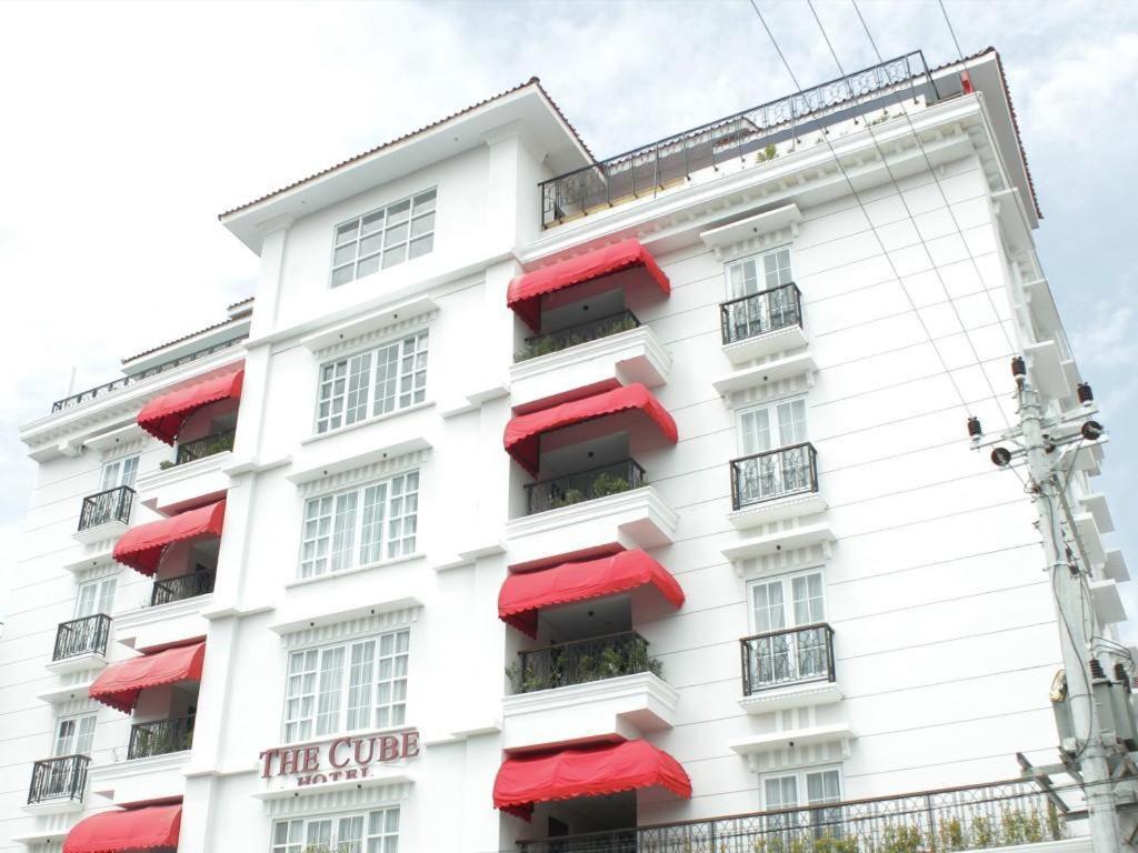 The Cube Hotel Malioboro, Azana Hotels Collection Jogjakarta Buitenkant foto