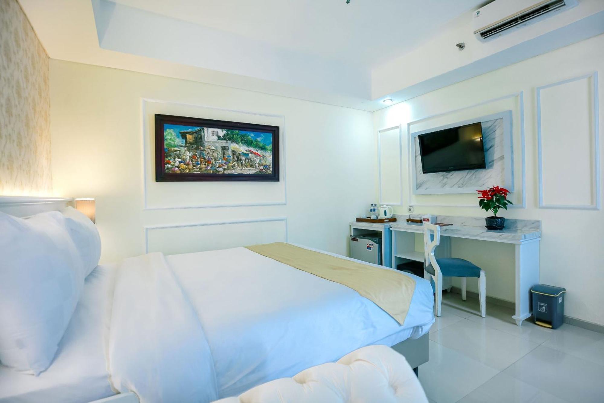 The Cube Hotel Malioboro, Azana Hotels Collection Jogjakarta Buitenkant foto